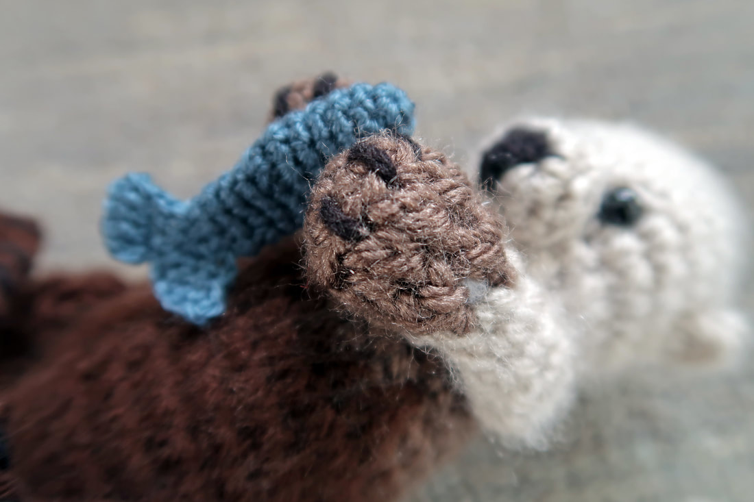 #stringthingsbymel #otter #crochet #amigurumi
